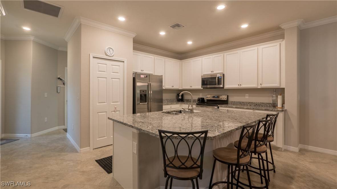 Naples, FL 34120,9076 Glenforest DR