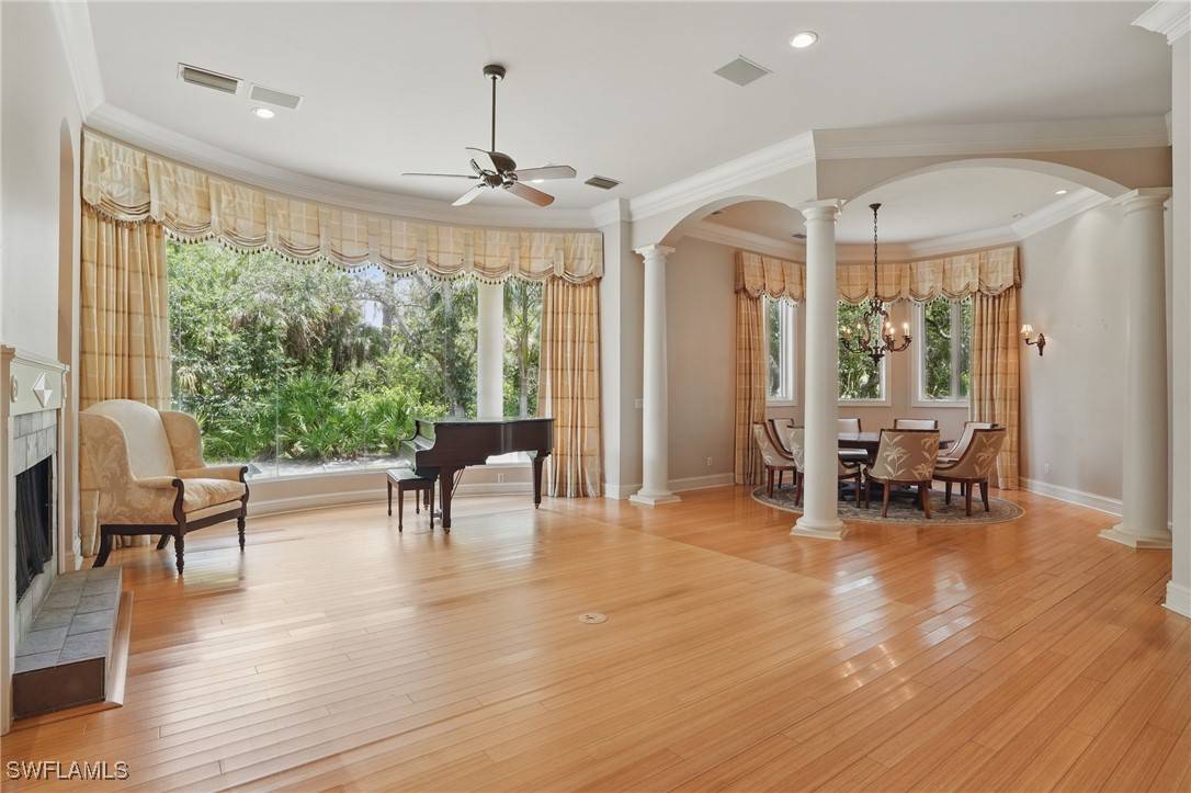 Naples, FL 34110,12291 Colliers Reserve DR