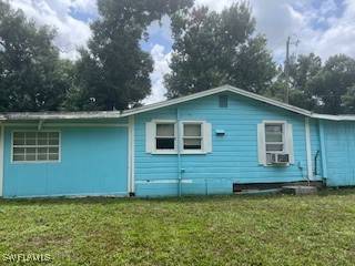 North Fort Myers, FL 33903,537 State ST