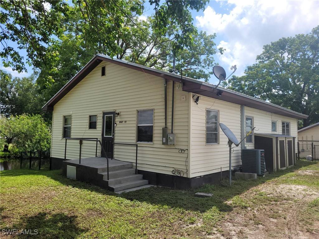 Moore Haven, FL 33471,1104 Gulf ST
