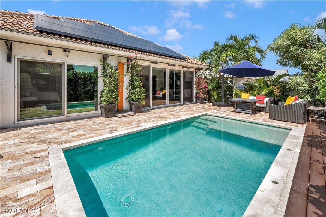 Naples, FL 34108,786 109th AVE N