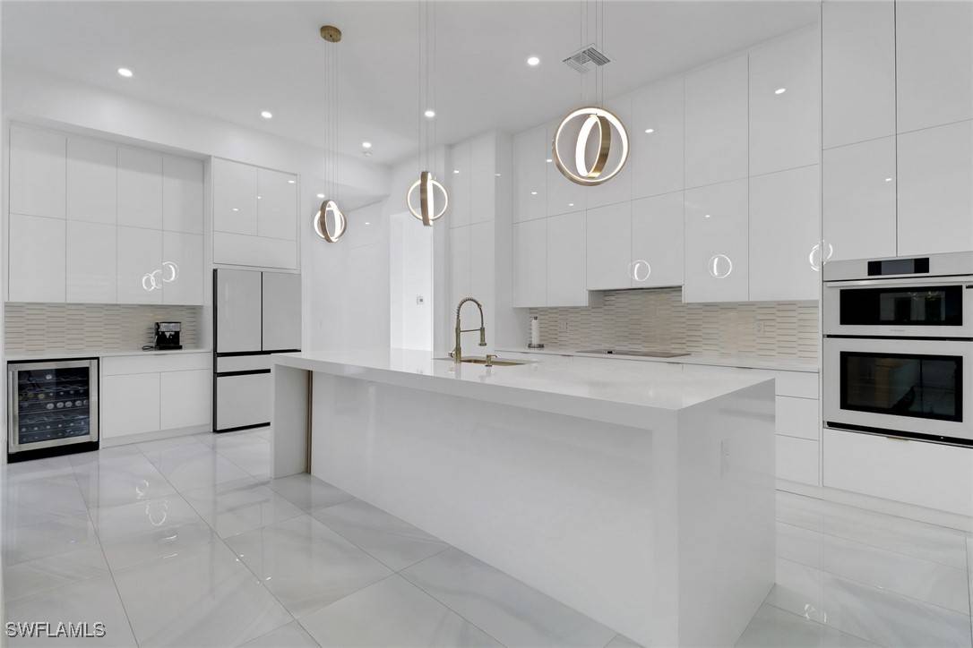 Naples, FL 34120,1314 47th AVE NE