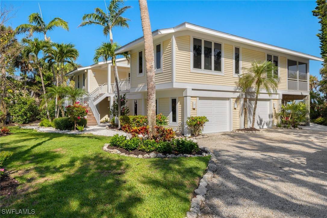 Sanibel, FL 33957,2681 Coconut DR