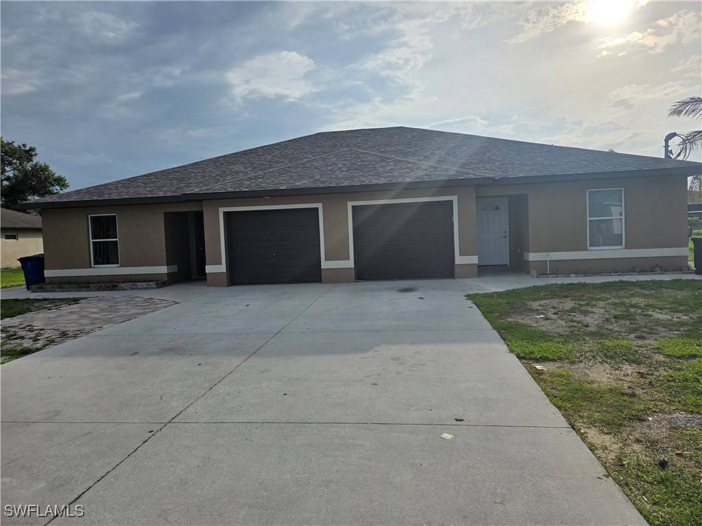 Lehigh Acres, FL 33973,328 Harold AVE S