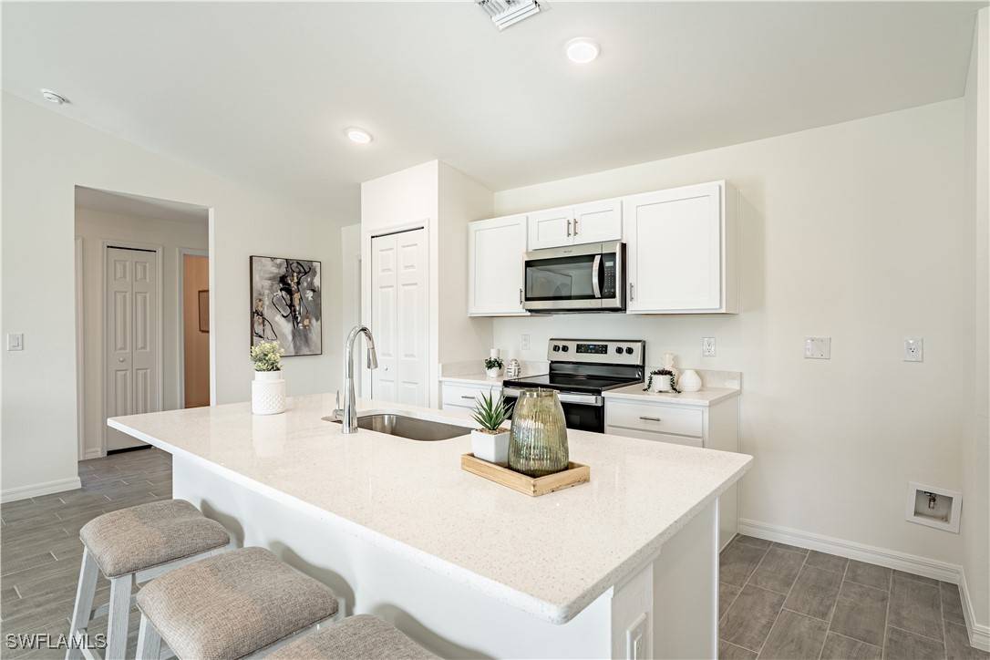 Cape Coral, FL 33993,1410 NW 19th TER