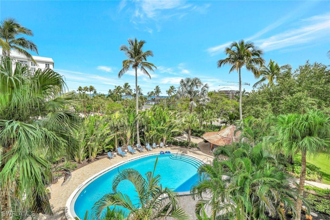 Naples, FL 34102,1300 Gulf Shore BLVD N #410