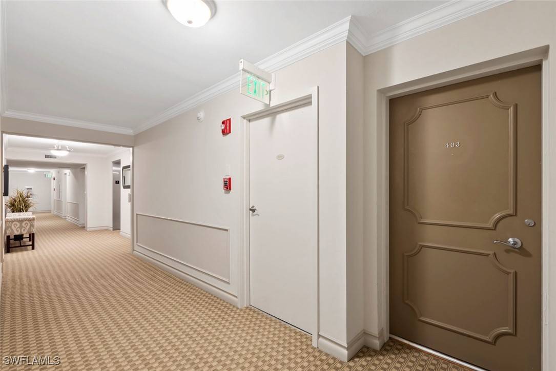 Naples, FL 34103,3410 Gulf Shore BLVD N #403