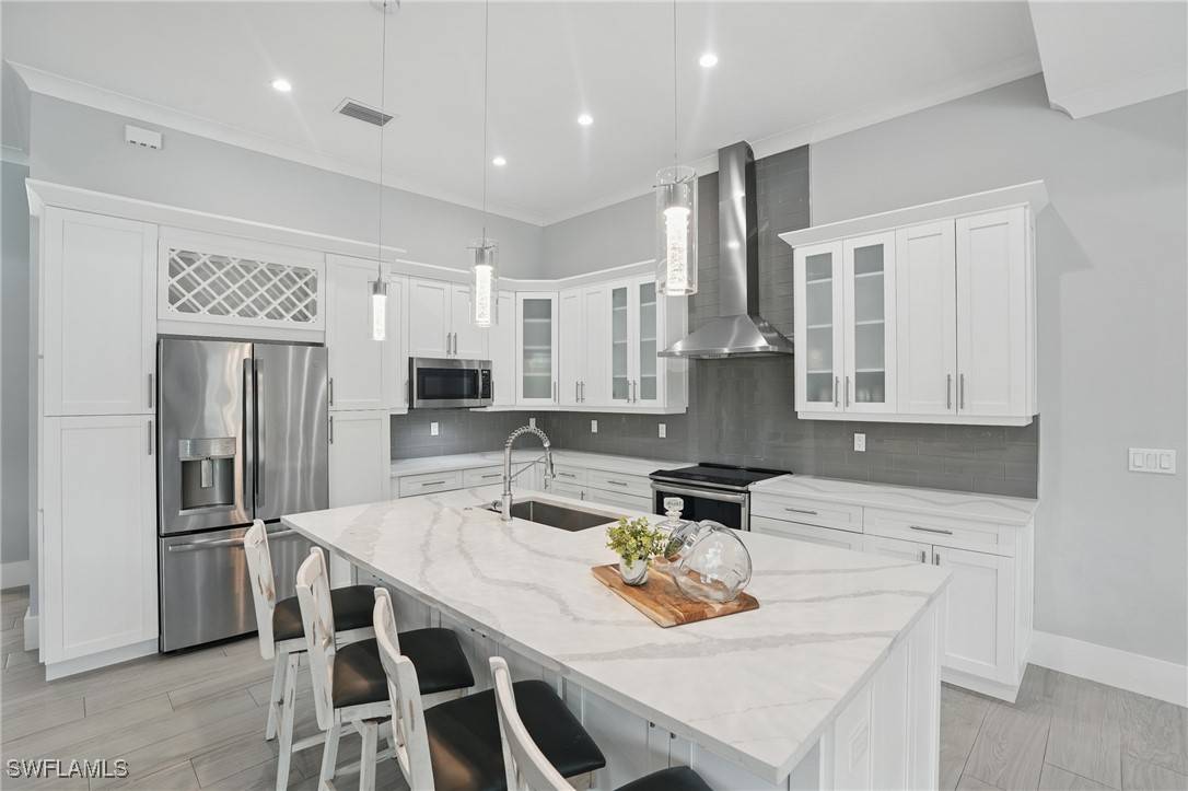 Naples, FL 34120,505 7th ST NW