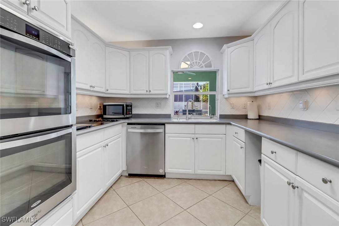 Naples, FL 34104,1145 Jardin DR