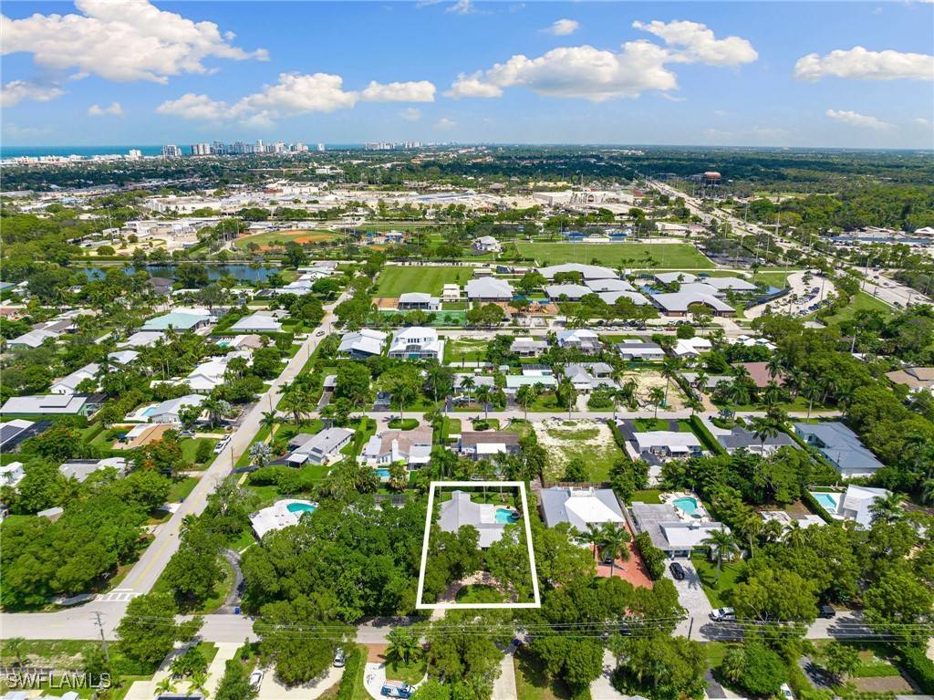 Naples, FL 34102,1233 12th AVE N