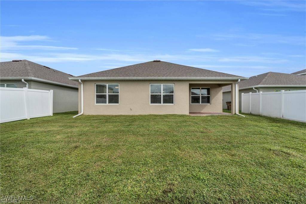 Cape Coral, FL 33909,3304 Acapulco CIR