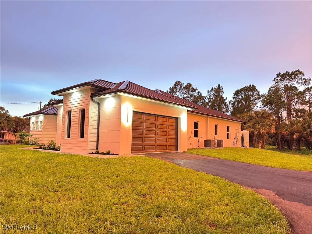 Naples, FL 34120,367 10TH ST NE
