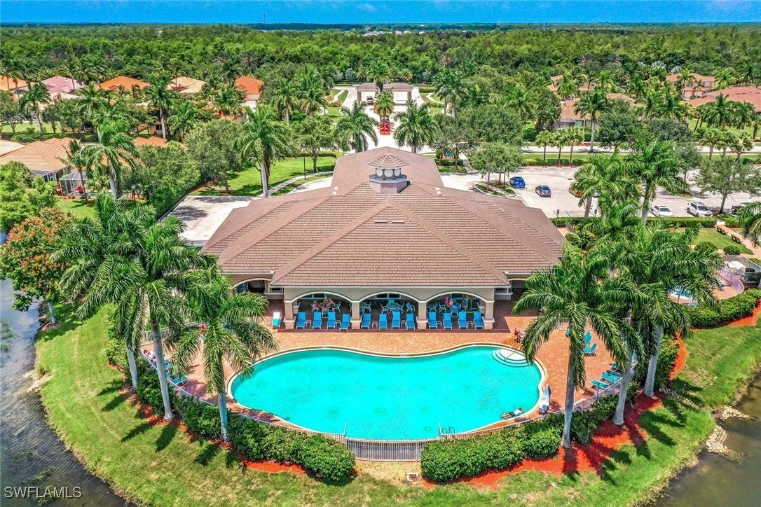 Naples, FL 34114,14165 Winchester CT #203