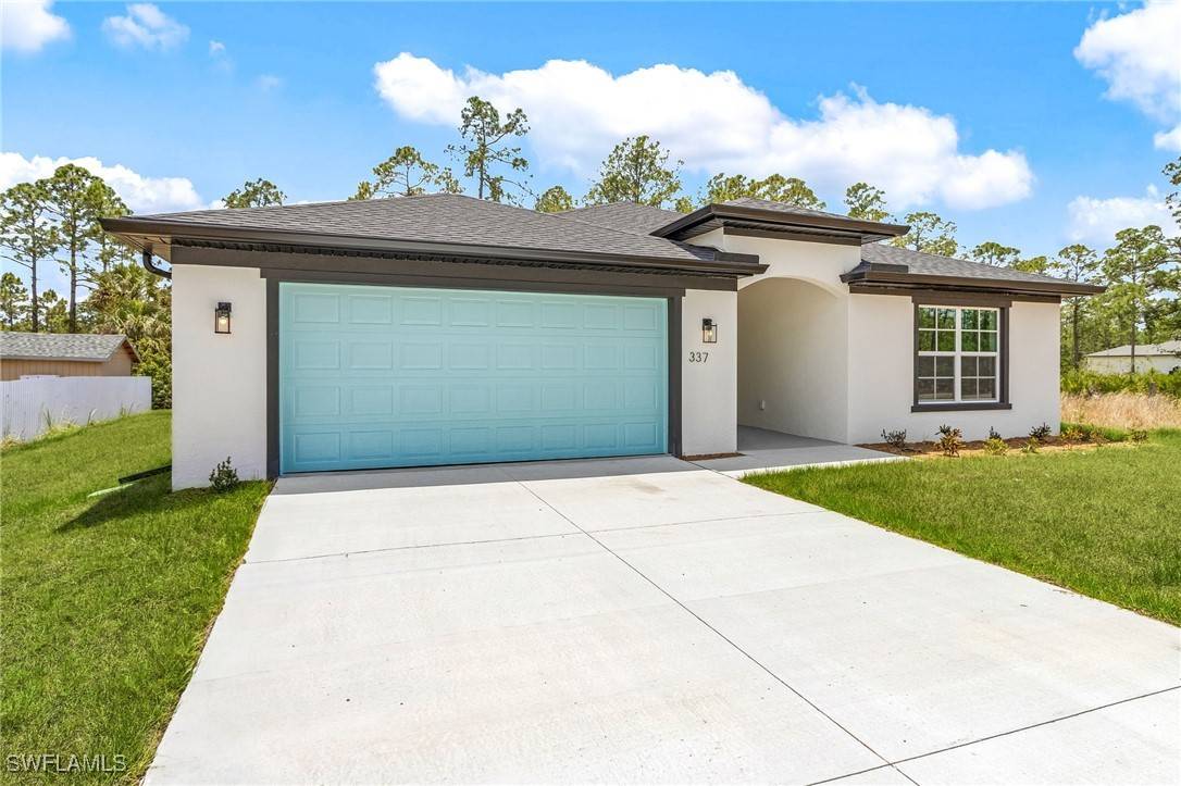Lehigh Acres, FL 33972,337 Woodburn DR