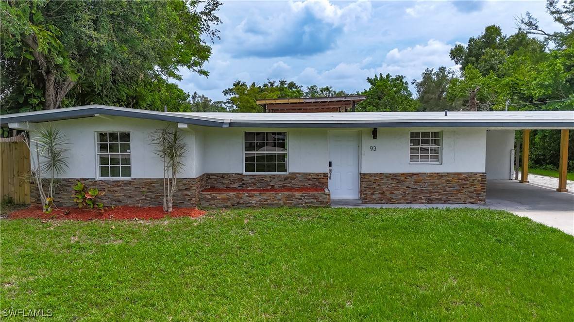 North Fort Myers, FL 33917,93 E Mariana AVE