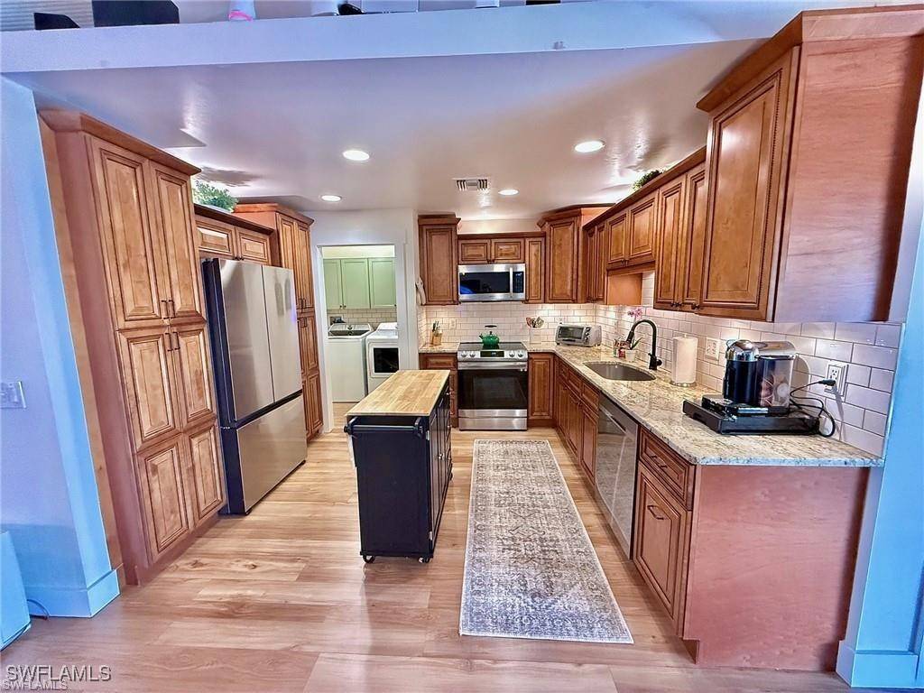 Lehigh Acres, FL 33971,5307 3rd ST W