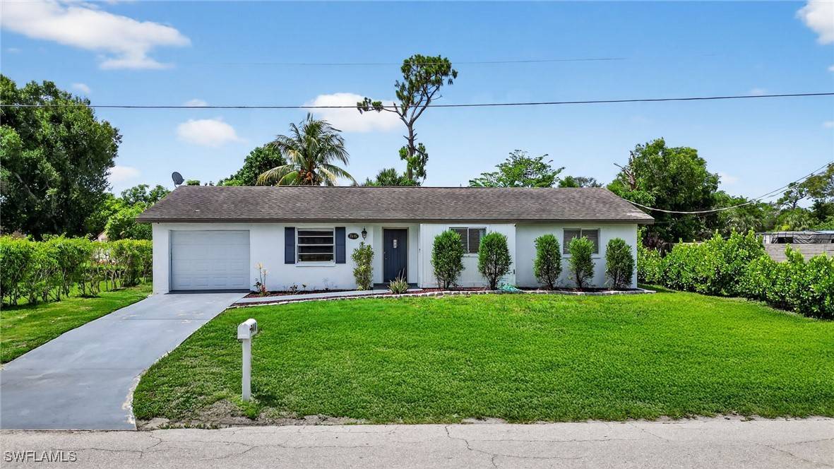 Fort Myers, FL 33967,7416 Pine DR