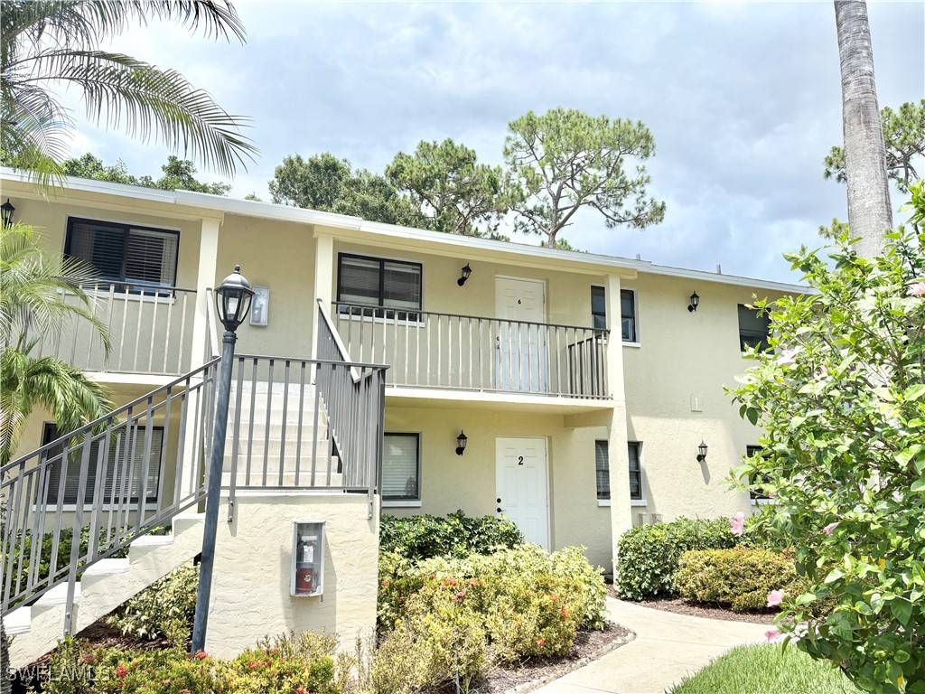 Bonita Springs, FL 34135,28100 Pine Haven WAY #6