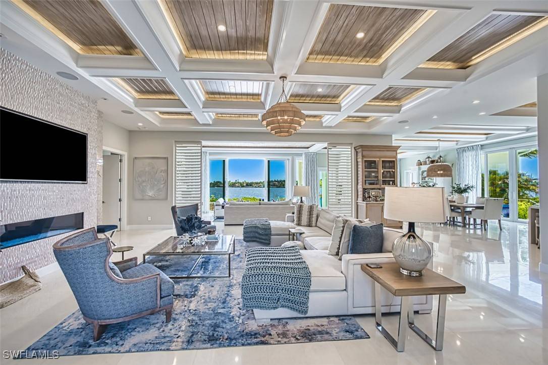 Naples, FL 34102,1340 Jewel Box AVE