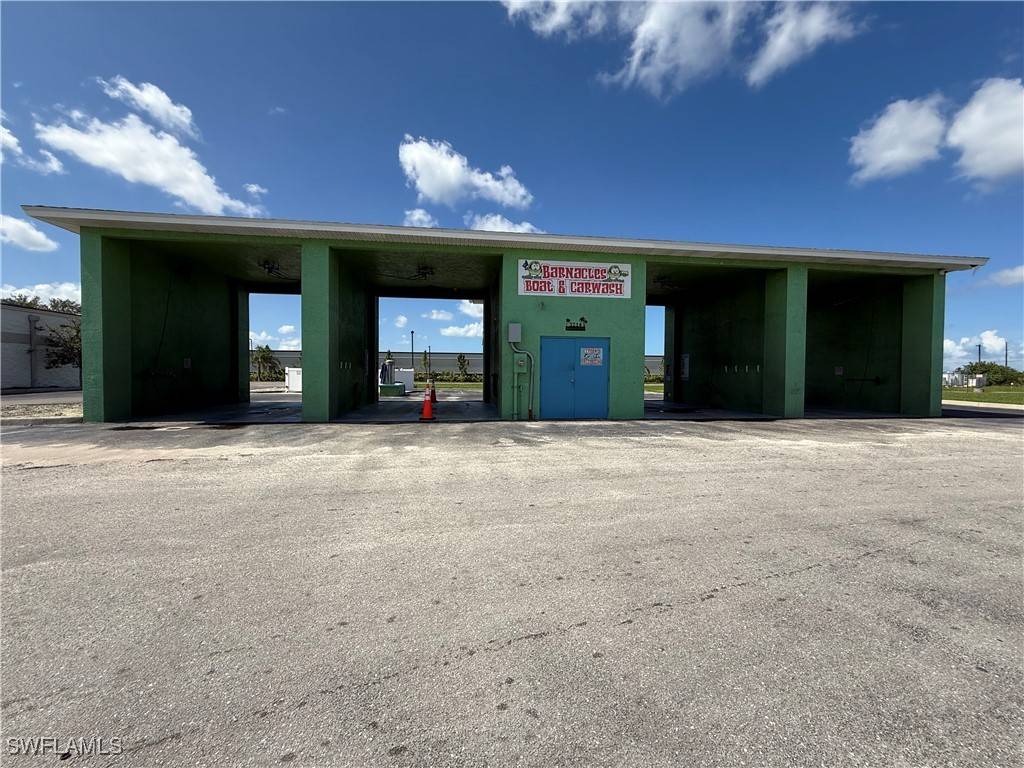 Cape Coral, FL 33993,3214 Tropicana Pkwy W