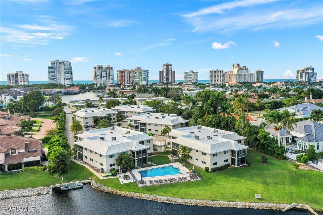 Naples, FL 34103,4160 Crayton RD #A8