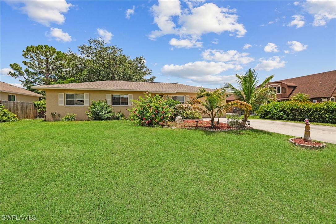 Fort Myers, FL 33967,18613 Winter Haven RD