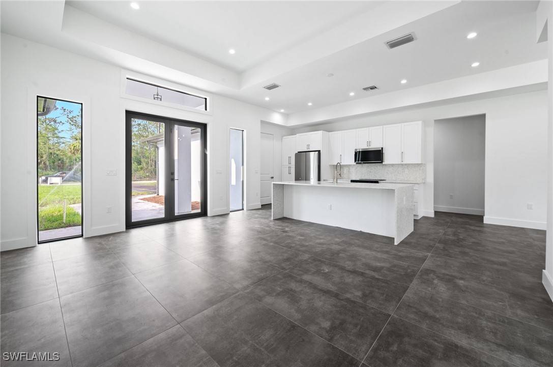 Naples, FL 34120,3324 27th AVE NE