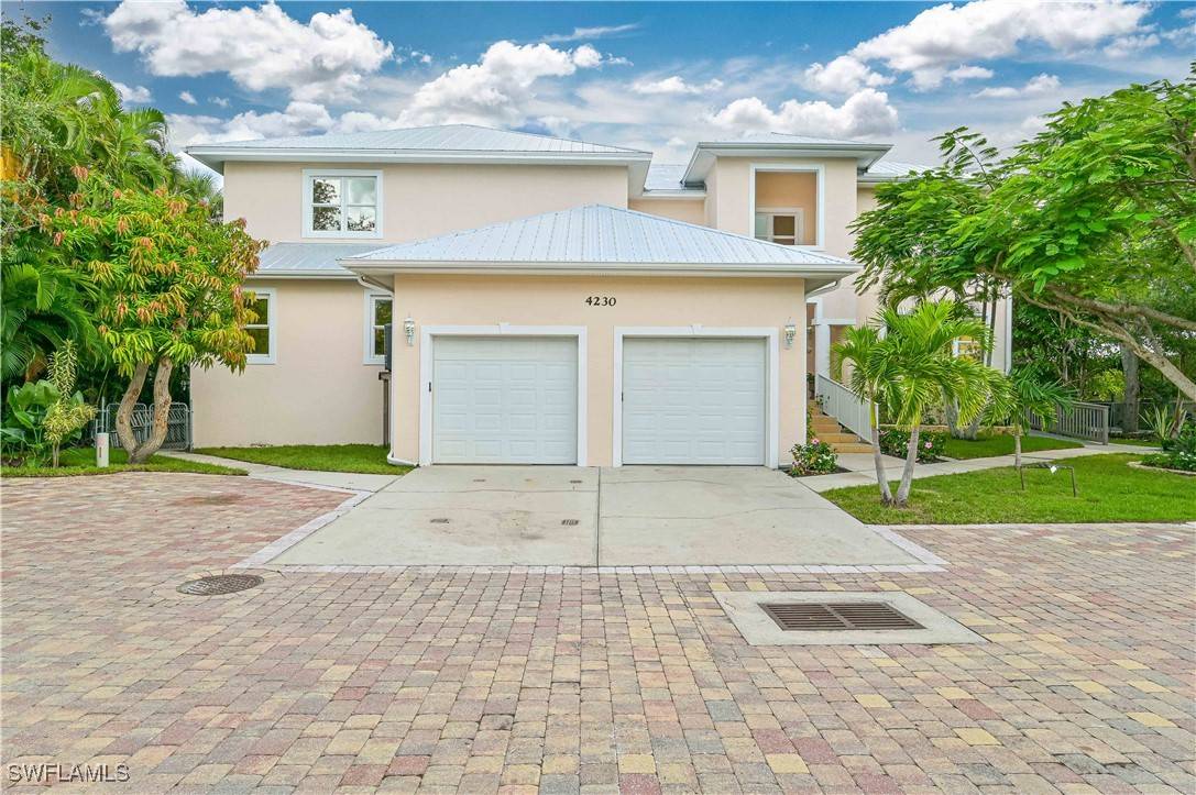 Bonita Springs, FL 34134,4230 Racoon Bay DR