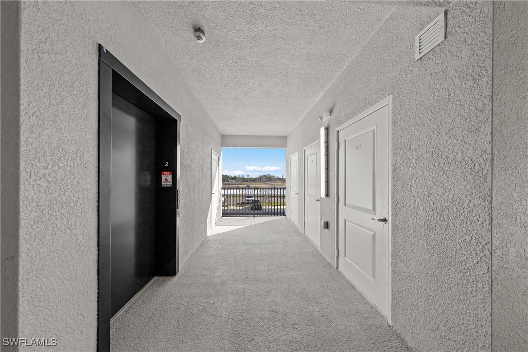 Lehigh Acres, FL 33936,18421 Copperhead CT N #225