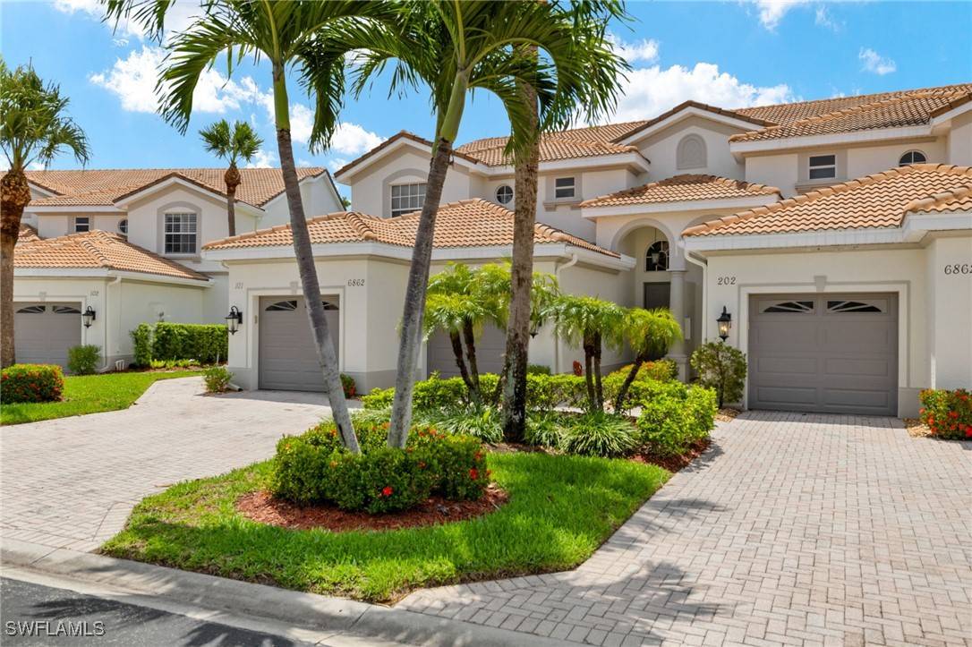 Naples, FL 34104,6862 Sterling Greens DR #202
