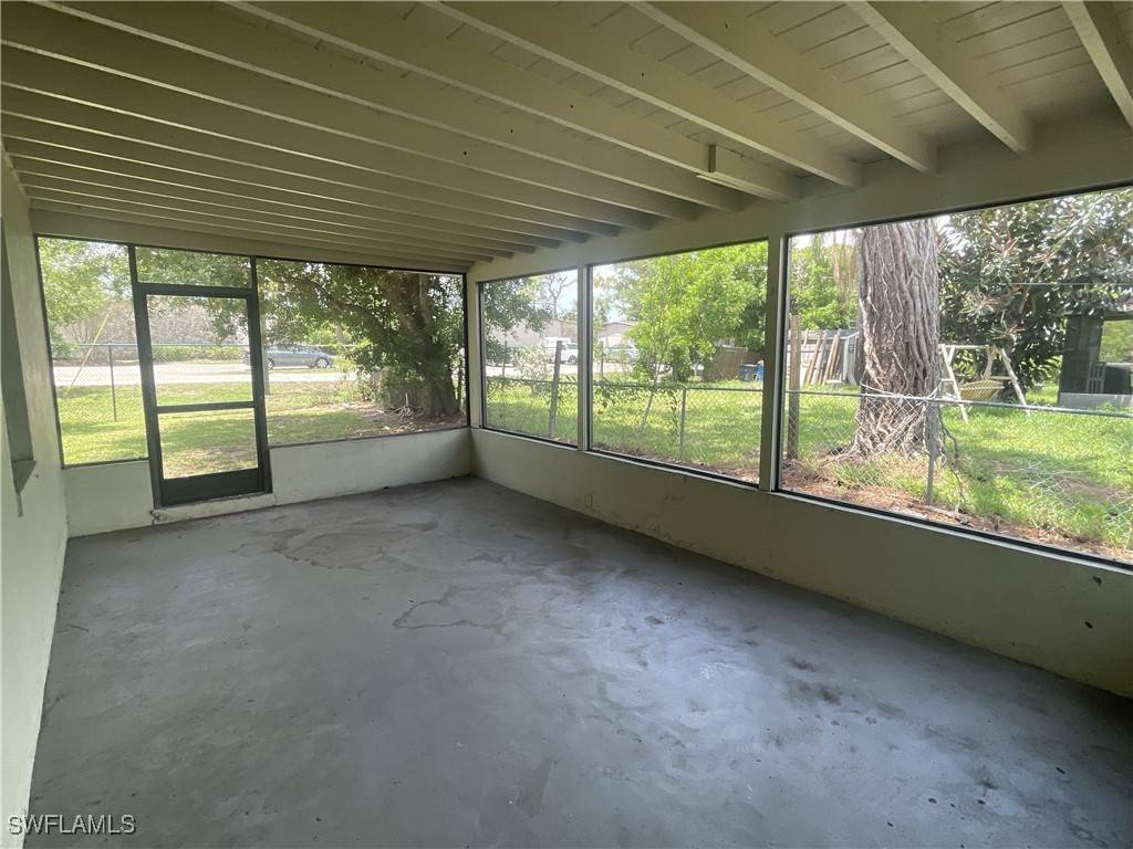 North Fort Myers, FL 33903,1111 Palm AVE