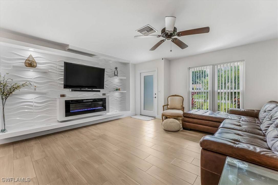 Naples, FL 34116,2048 50th TER SW