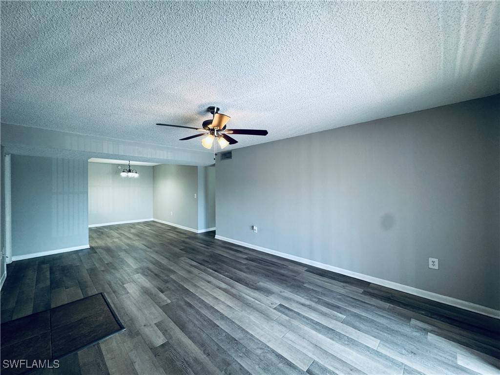 Fort Myers, FL 33907,12622 Kenwood LN #D