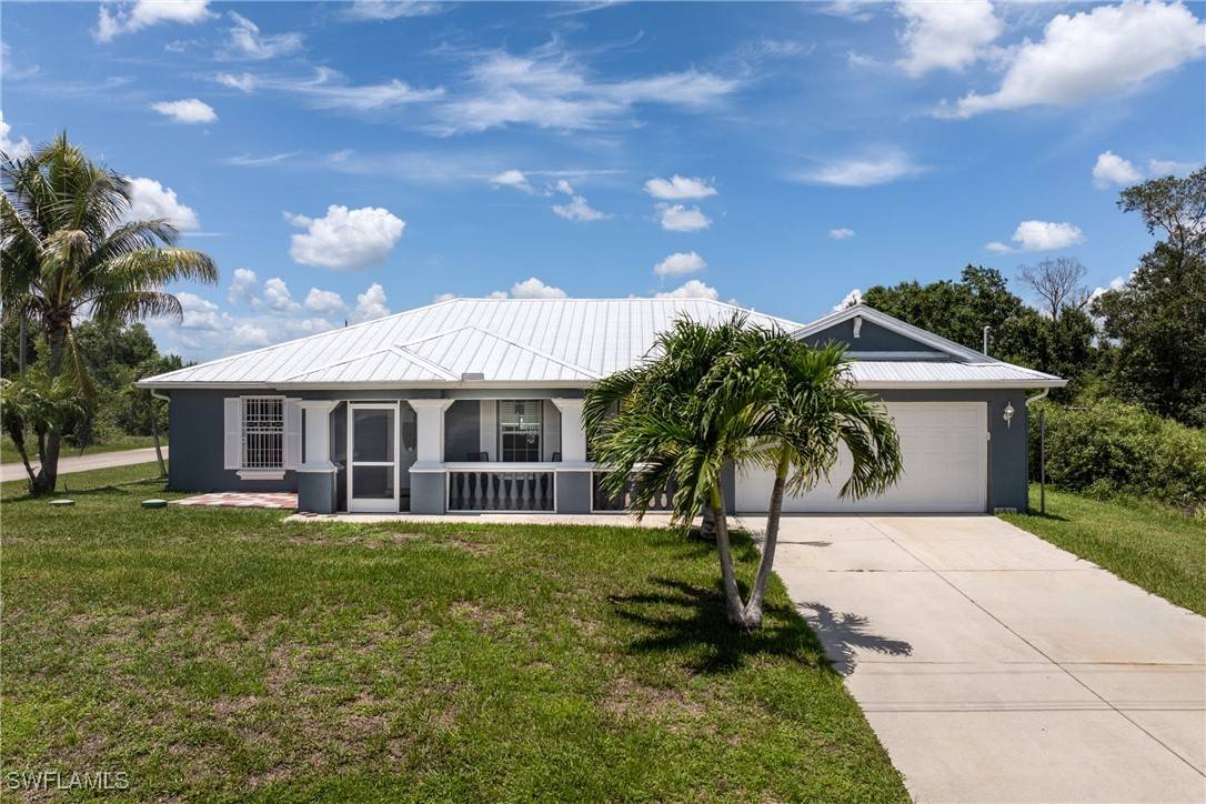 Lehigh Acres, FL 33971,2044 Wanda AVE N