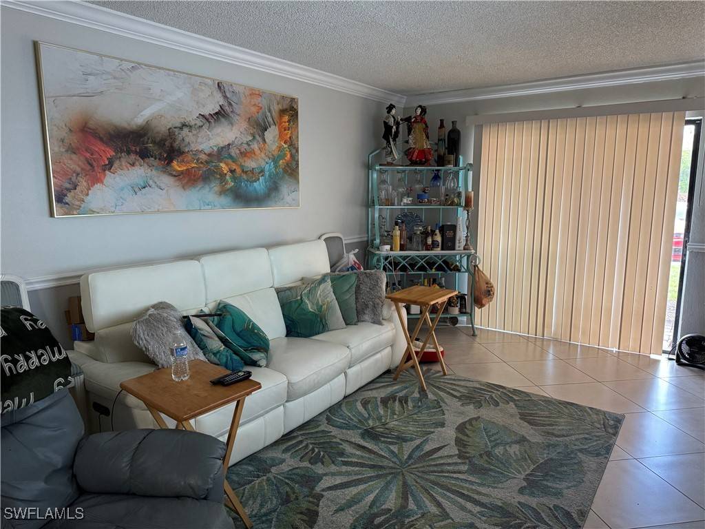 Fort Myers, FL 33919,5307 Summerlin RD #704