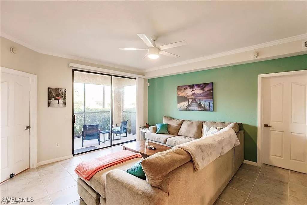 Naples, FL 34105,13010 Positano CIR #101