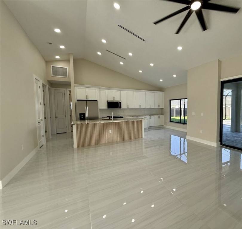 Cape Coral, FL 33993,607 NW 8TH TER