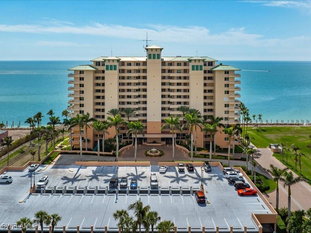 Marco Island, FL 34145,990 Cape Marco DR #307