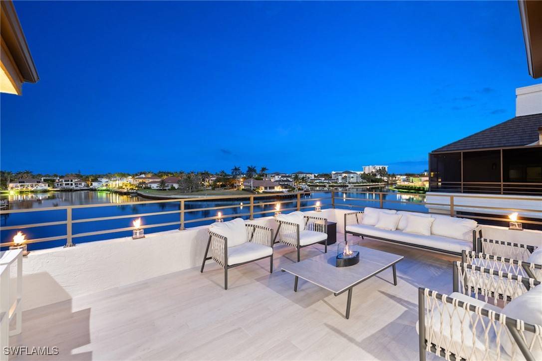 Naples, FL 34103,4400 Gulf Shore BLVD N #5-506