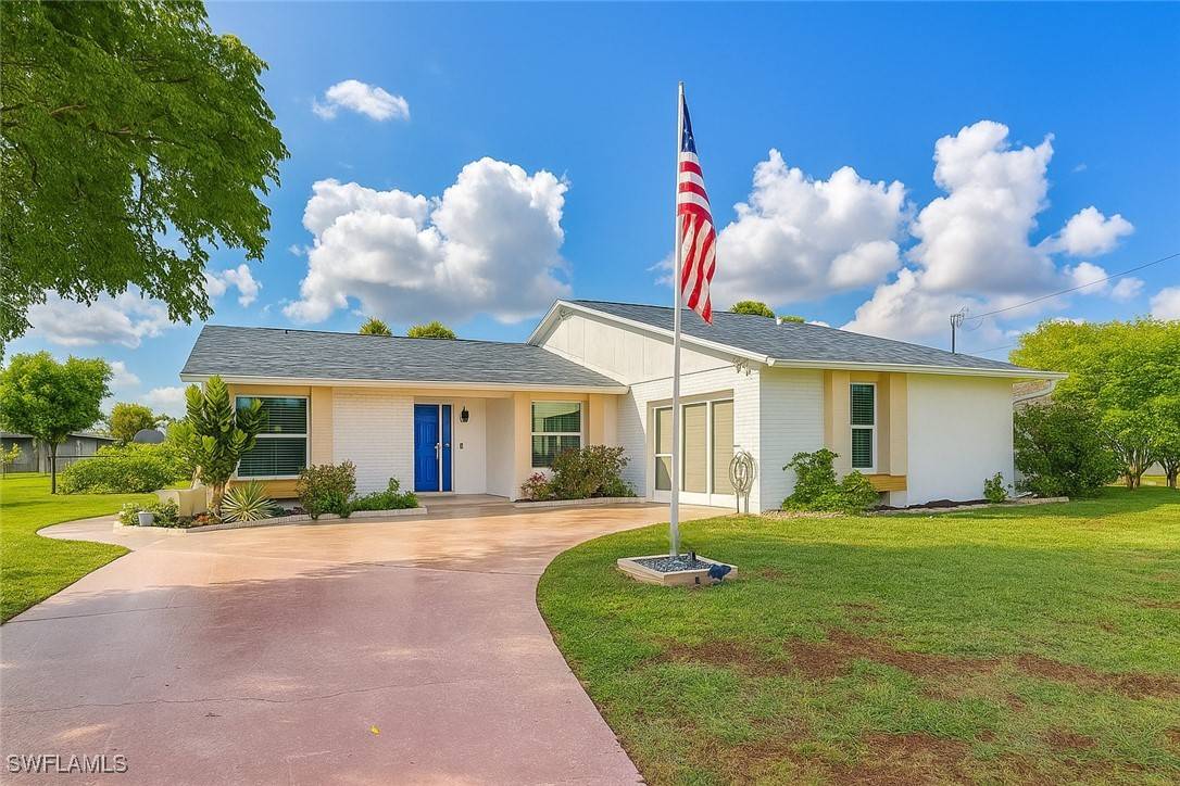 Cape Coral, FL 33990,2217 SE 15th TER