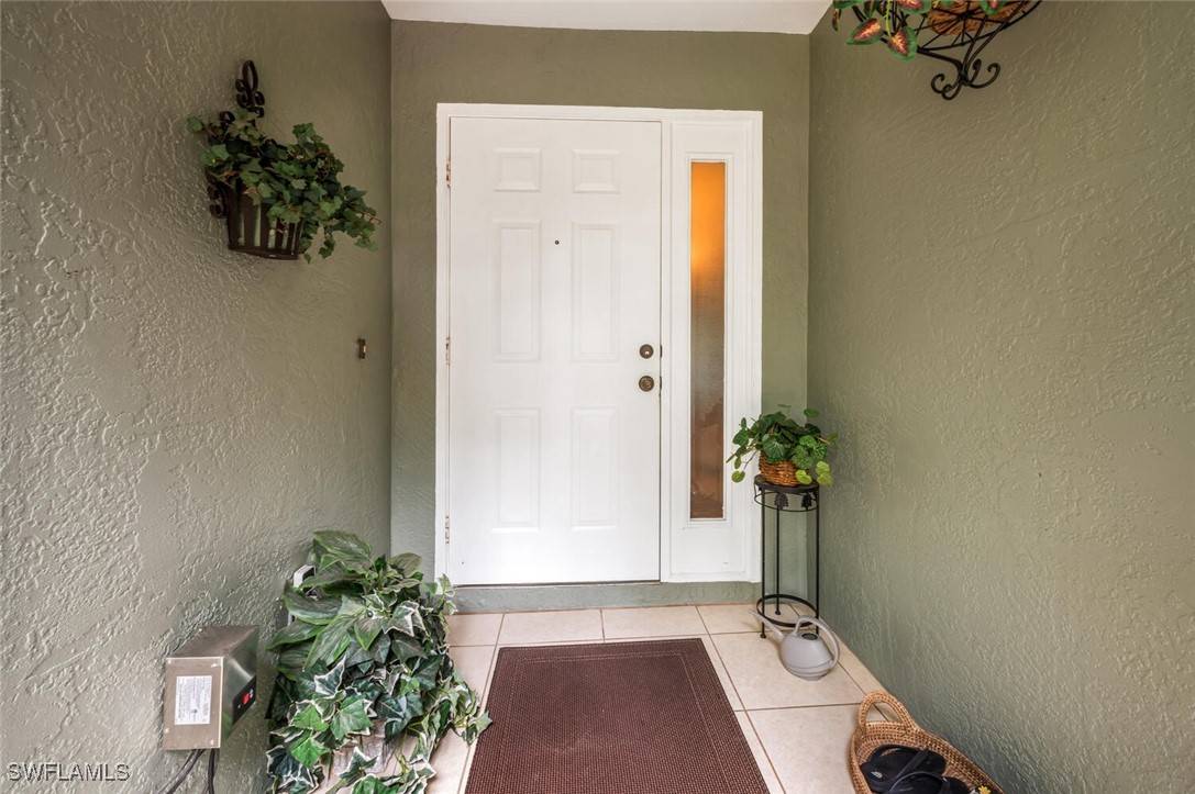 Naples, FL 34104,Address not disclosed
