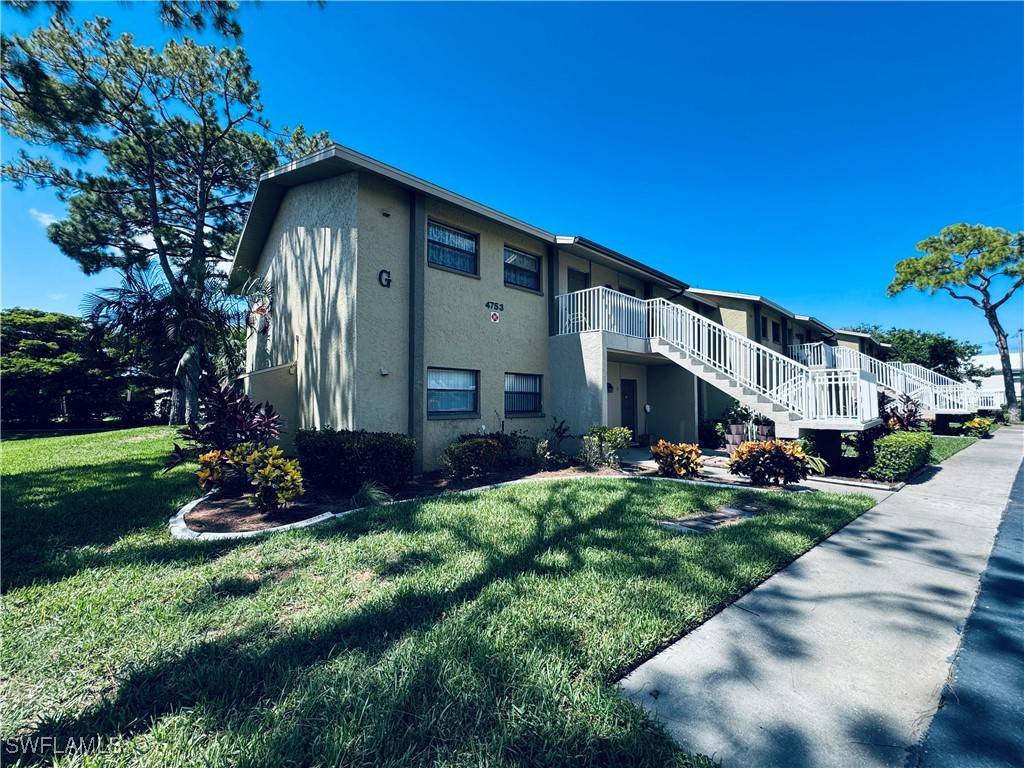 North Fort Myers, FL 33903,4753 Orange Grove BLVD #1