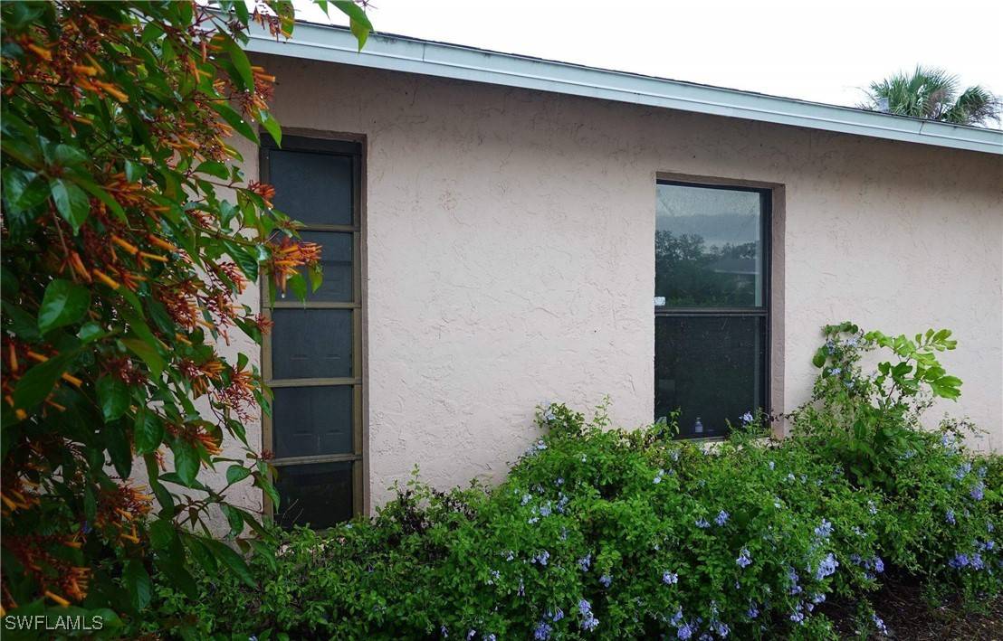 Naples, FL 34108,845 107th AVE N