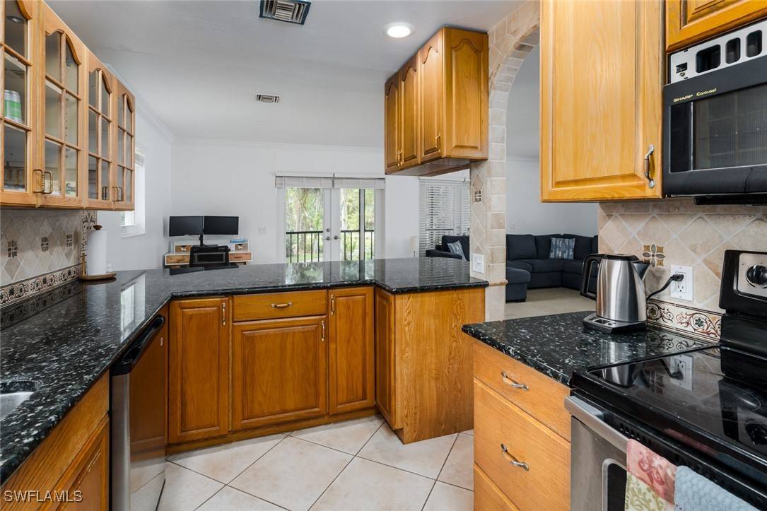 Naples, FL 34117,3795 17th AVE SW