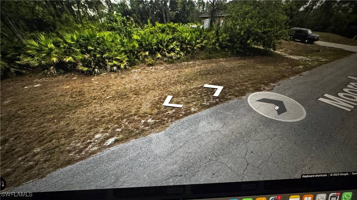Alva, FL 33920,2109 Moore AVE