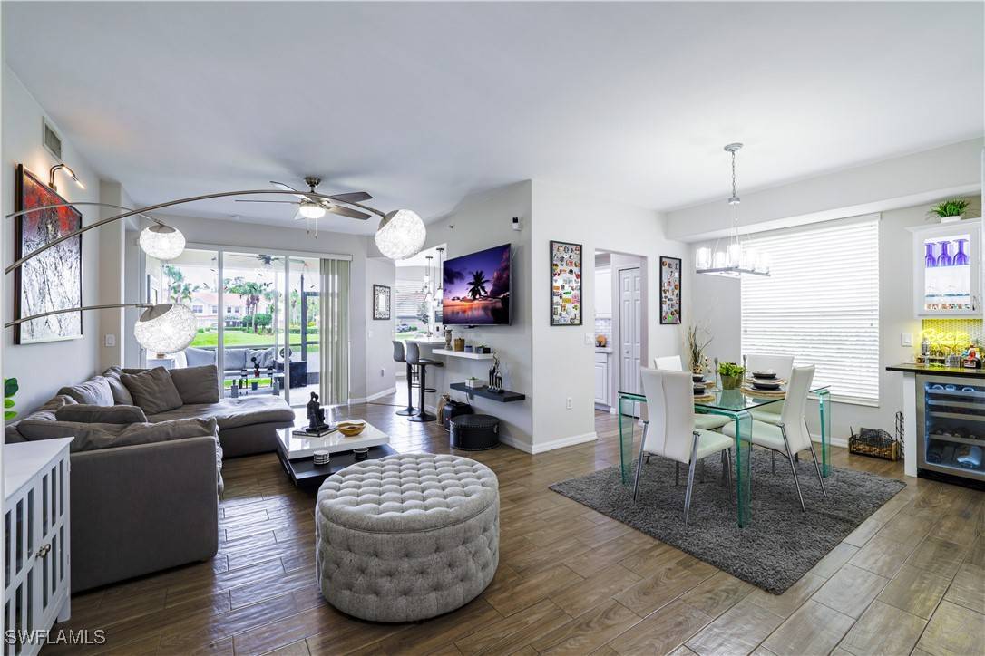 Naples, FL 34105,1405 Tiffany LN N #1402