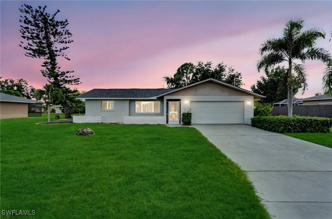 Cape Coral, FL 33990,908 SE 16th ST