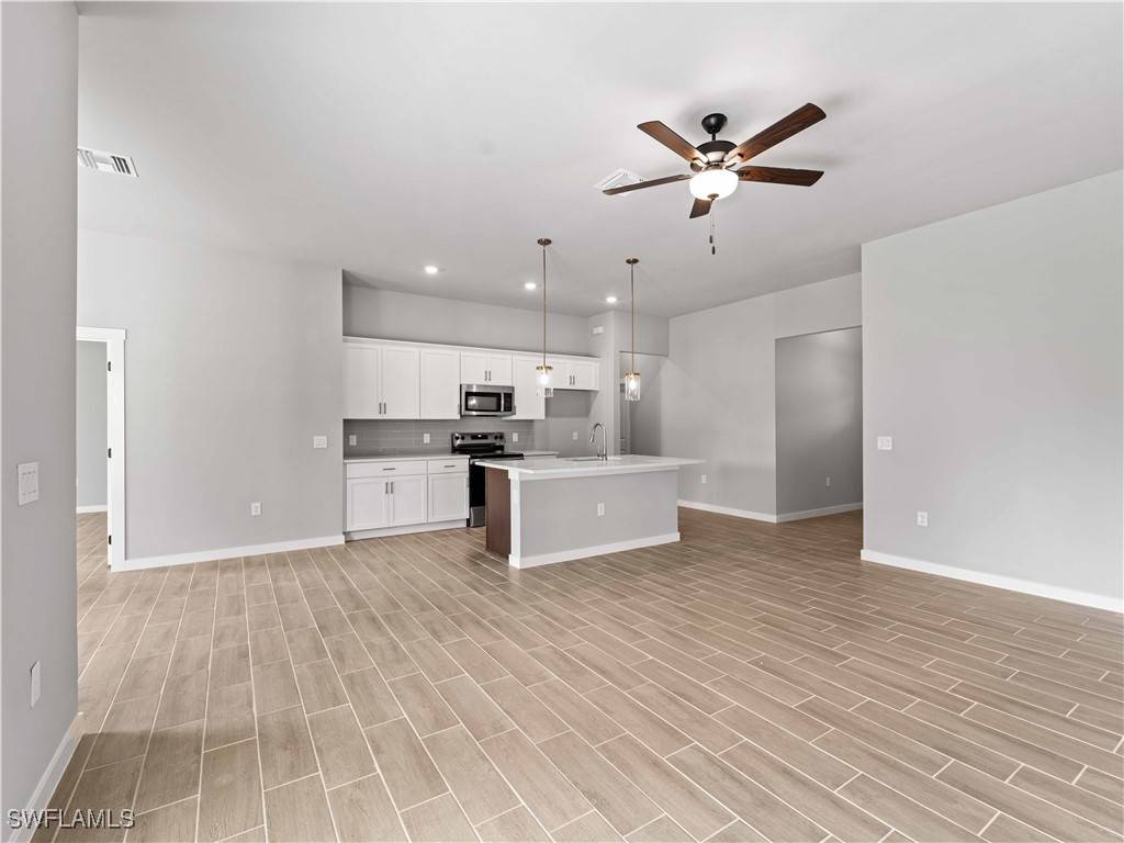 Lehigh Acres, FL 33971,3111 65th ST W