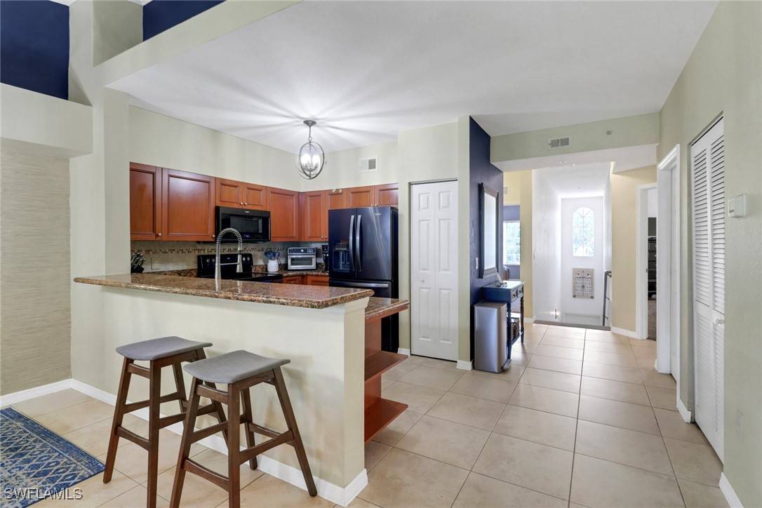 Estero, FL 33928,20310 Estero Gardens CIR #203