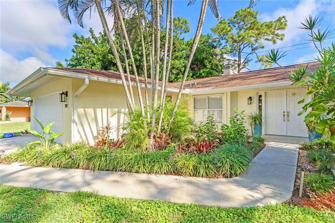 Naples, FL 34110,Address not disclosed